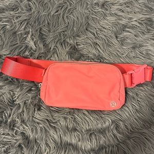 Everywhere Belt Bag